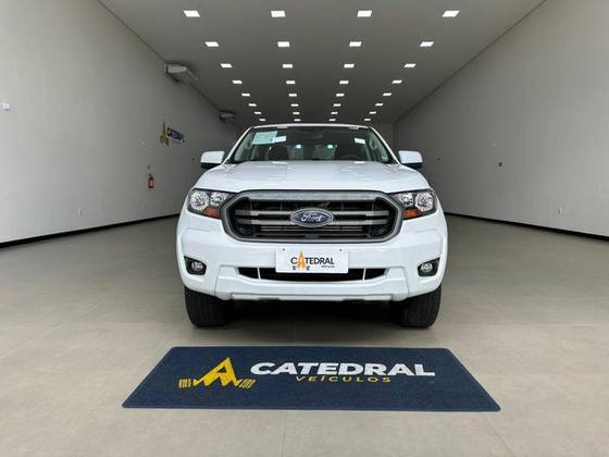 FORD RANGER 2.2 XLS 4X4 CD 16V DIESEL 4P AUTOMÁTICO